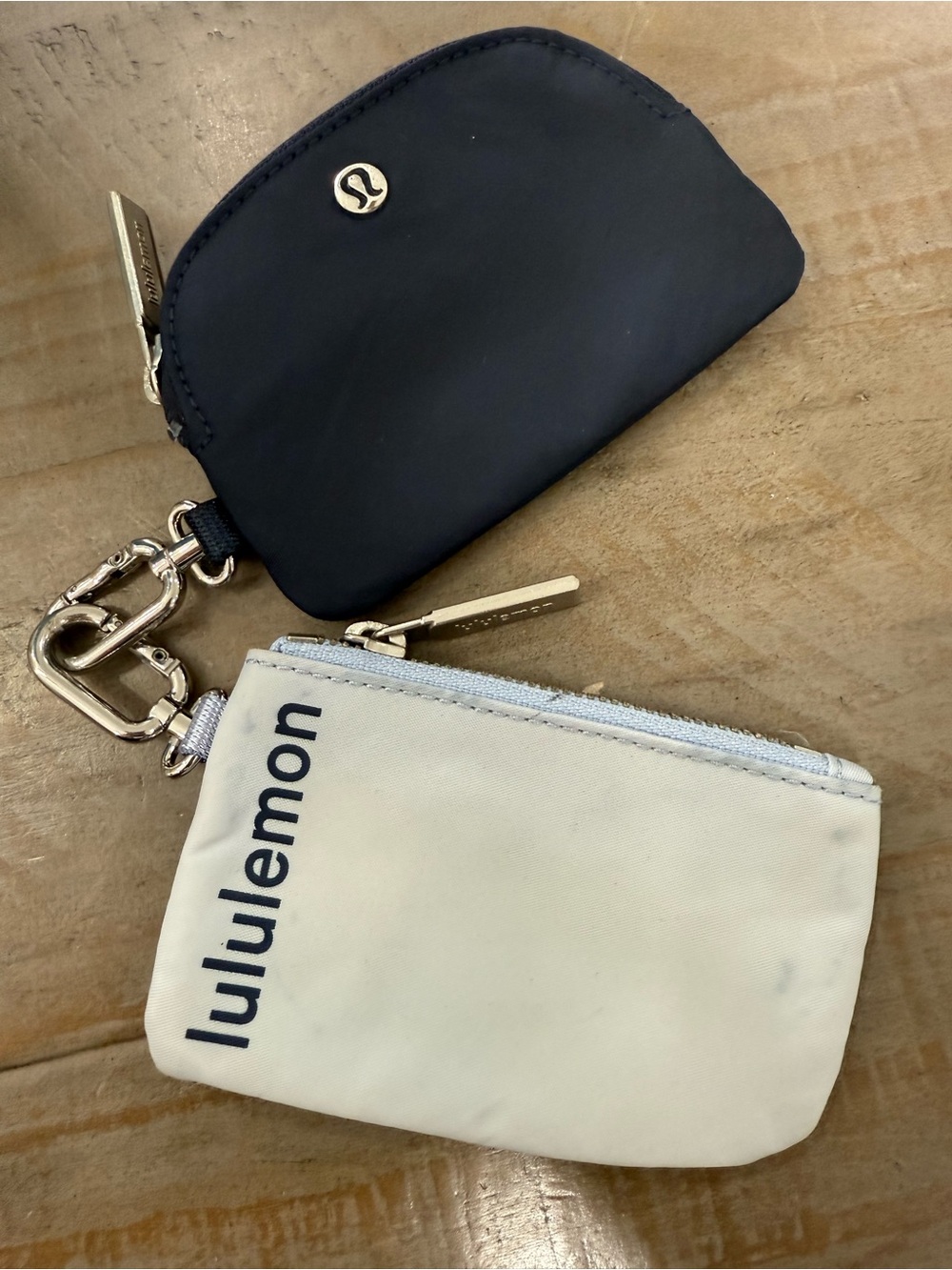 lululemon Dual Zip Pouch Keychain Navy & Light Blue/White Pre-Owned